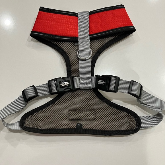New Dog Harness - Picture 3 of 5